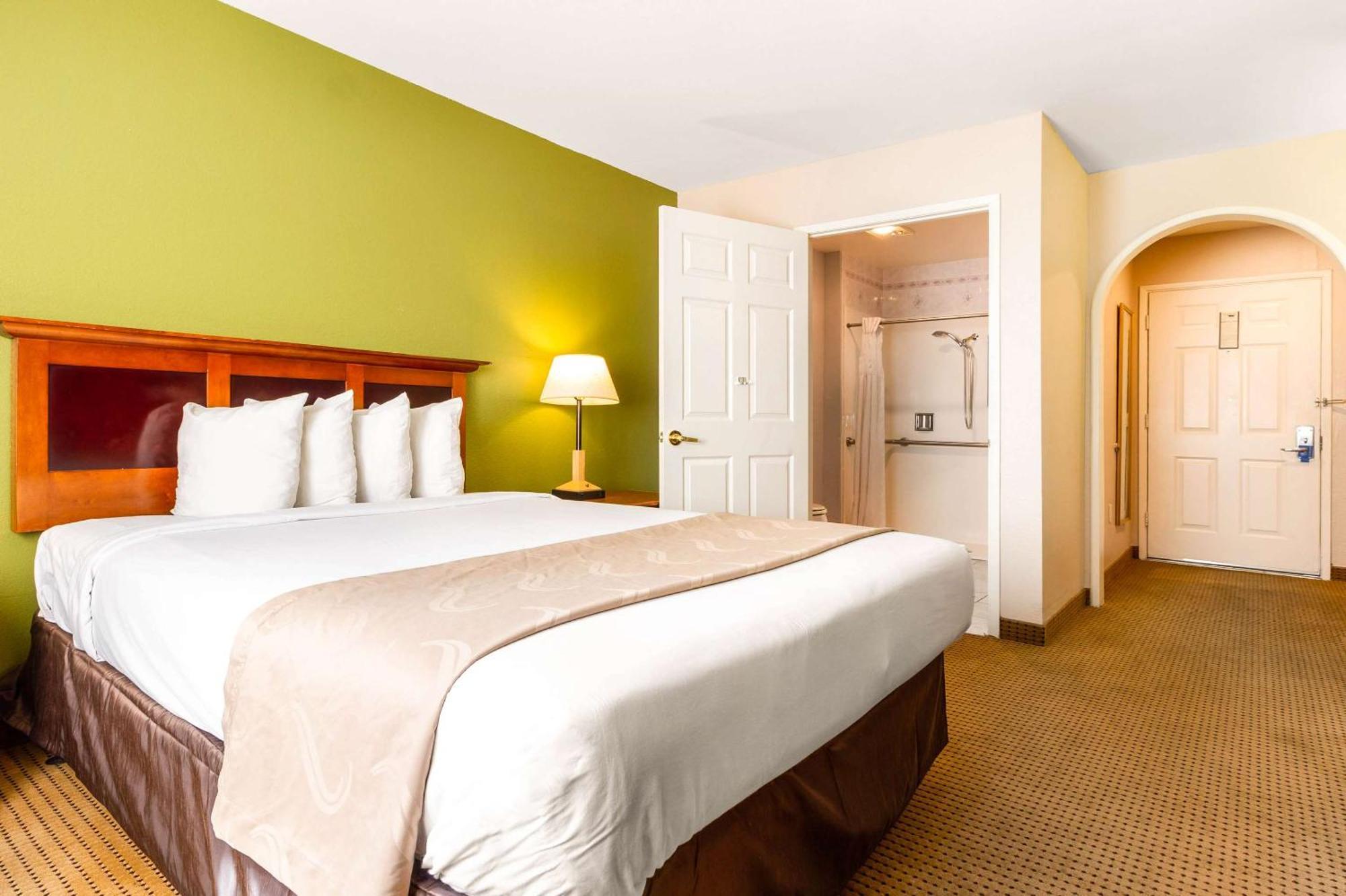 Rodeway Inn Auburn Extérieur photo